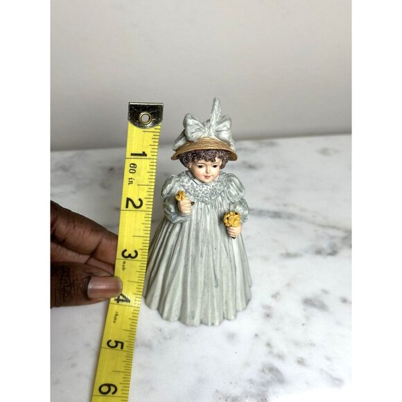 A Flower For You Figurine By Maud Humphrey Bogart 1990 Hamilton Collectors Club - Picture 5 of 6